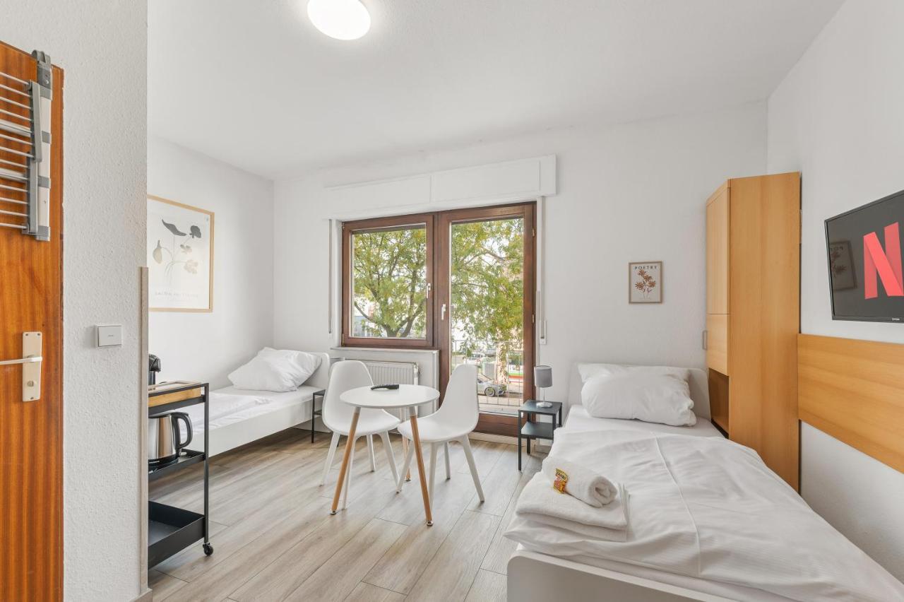 Home2Stay Apartmenthaus Heilbronn City Kitchen Parking Highspeed Wifi Washroom Exterior photo