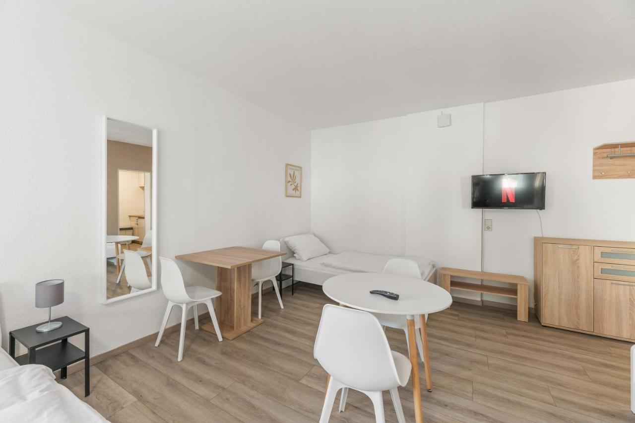 Home2Stay Apartmenthaus Heilbronn City Kitchen Parking Highspeed Wifi Washroom Exterior photo